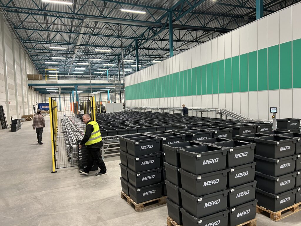 A picture of the MEKO installation from the floor
