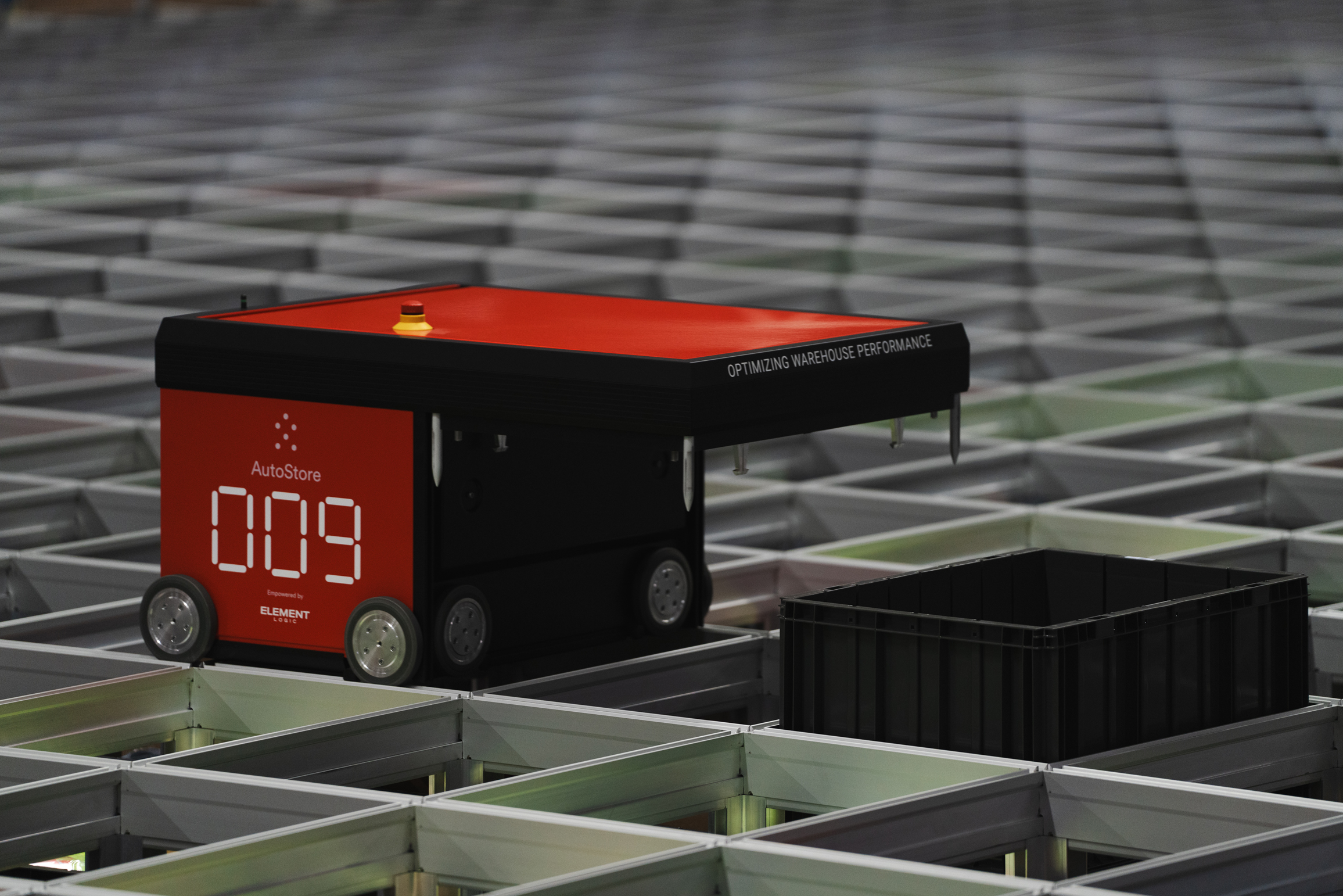 AutoStore R5 robot
