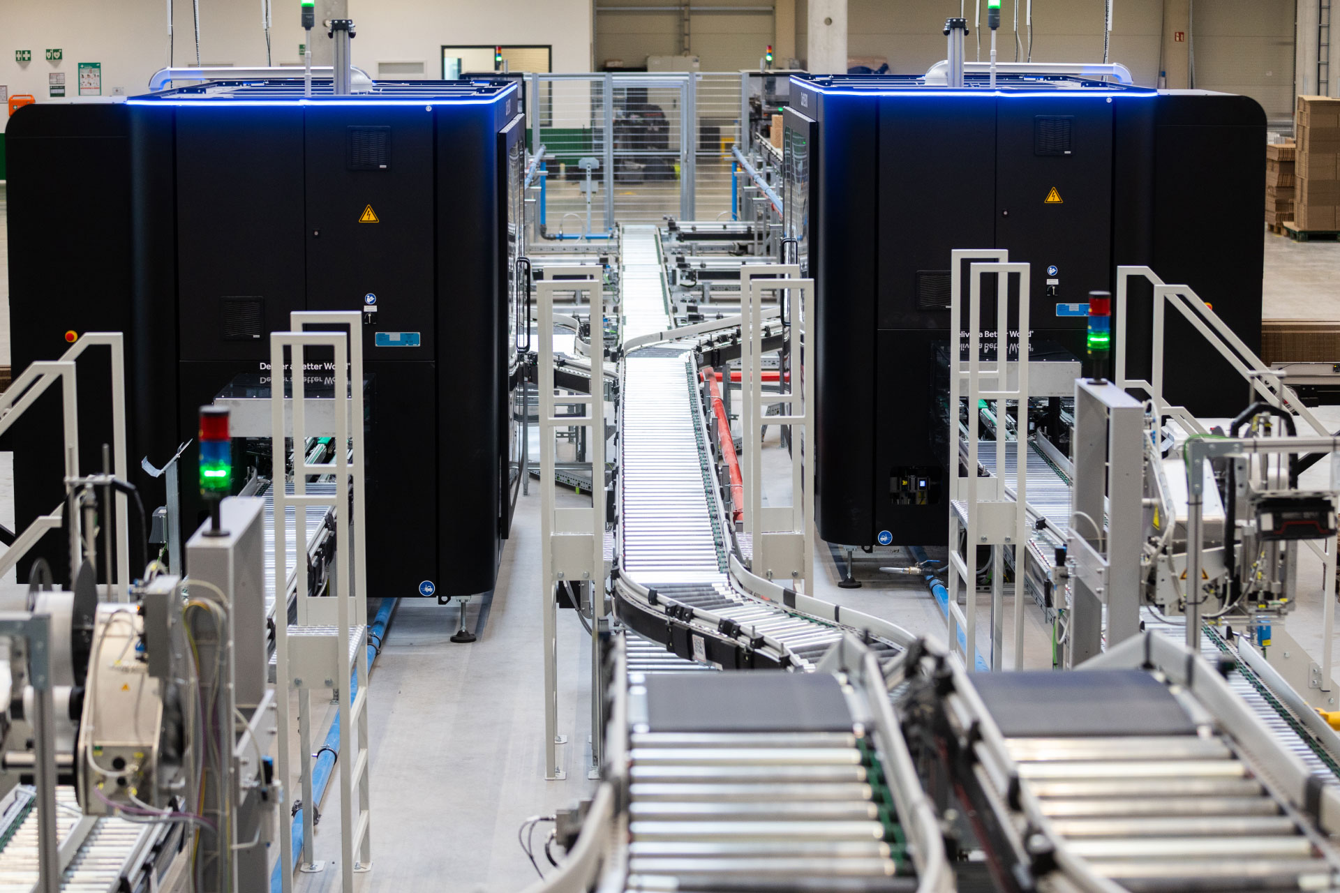 Automatisierte Verpackungslinien von Ranpak im Logistikzentrum Thalia