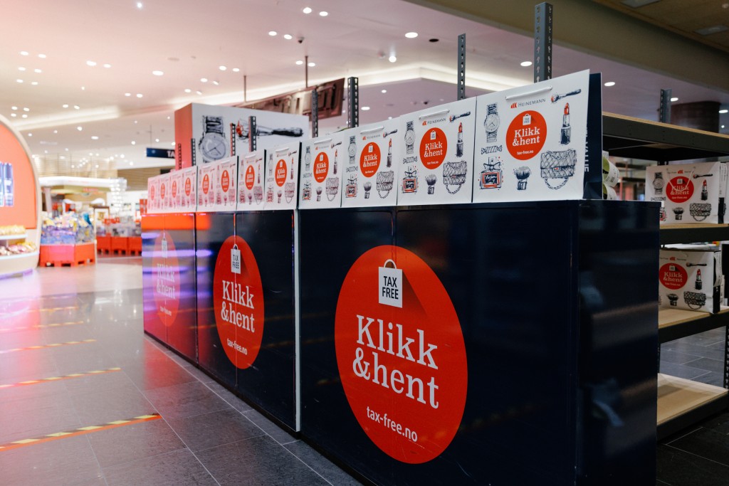 Several Click & Collect orders are ready to be collected at the tax-free store at Oslo Airport