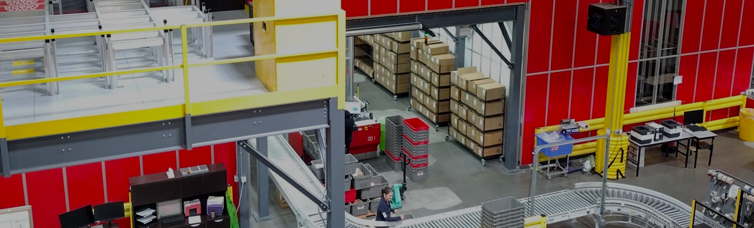 An illustration of the Helly Hansen Warehouse with an AutoStore with conveyor belts